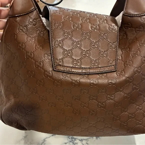 Gucci Embossed Brown Leather Hobo Bag. Size 14.5x13 Tall. - Picture 4 of 10